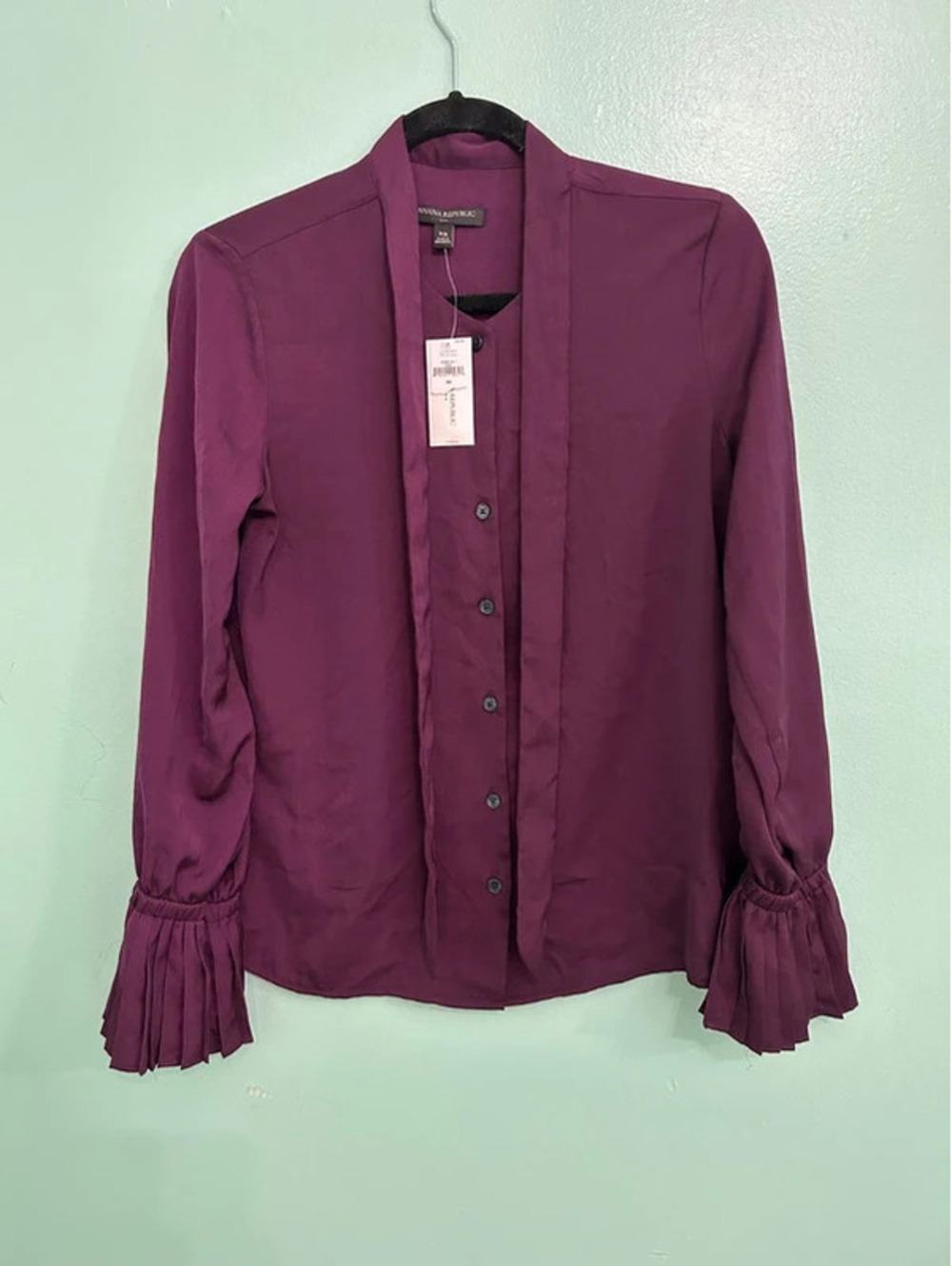 Womans Banana Republic XS Blouse #35